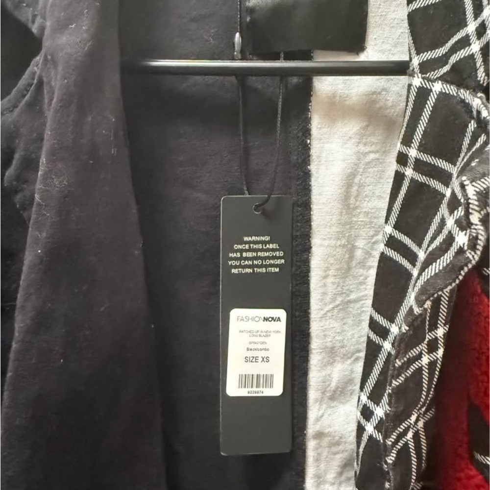 Fashion Nova Black and Blue Plaid Blazer - Picture 4 of 4